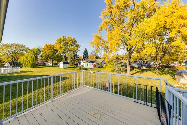 $399,000 | 1914 Capital Court, Schaumburg, IL 60193