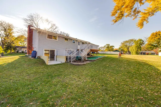 $399,000 | 1914 Capital Court, Schaumburg, IL 60193