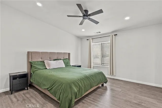 $829,999 | 19904 Holly Drive, Saugus, CA 91350