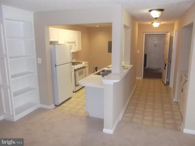 652 Kennington Road, Unit 652 Reisterstown, MD 21136 - Photo 1 of 9 Kitchen