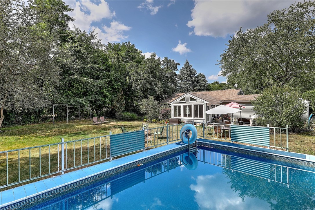 636 County Road Barrington, RI 02806 - Photo 31 of 32 Gallery Image 31