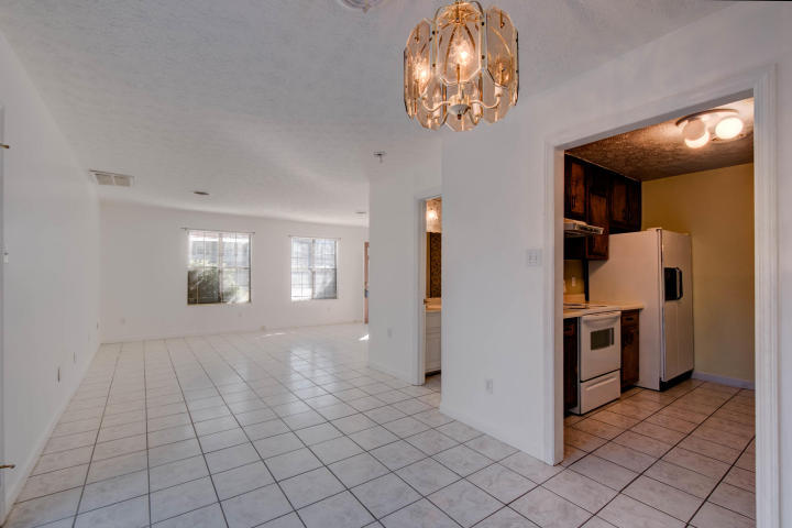 104 Goldenview Lane Oak Ridge, TN 37830 - Photo 3 of 10 20180123020623577756000000-o