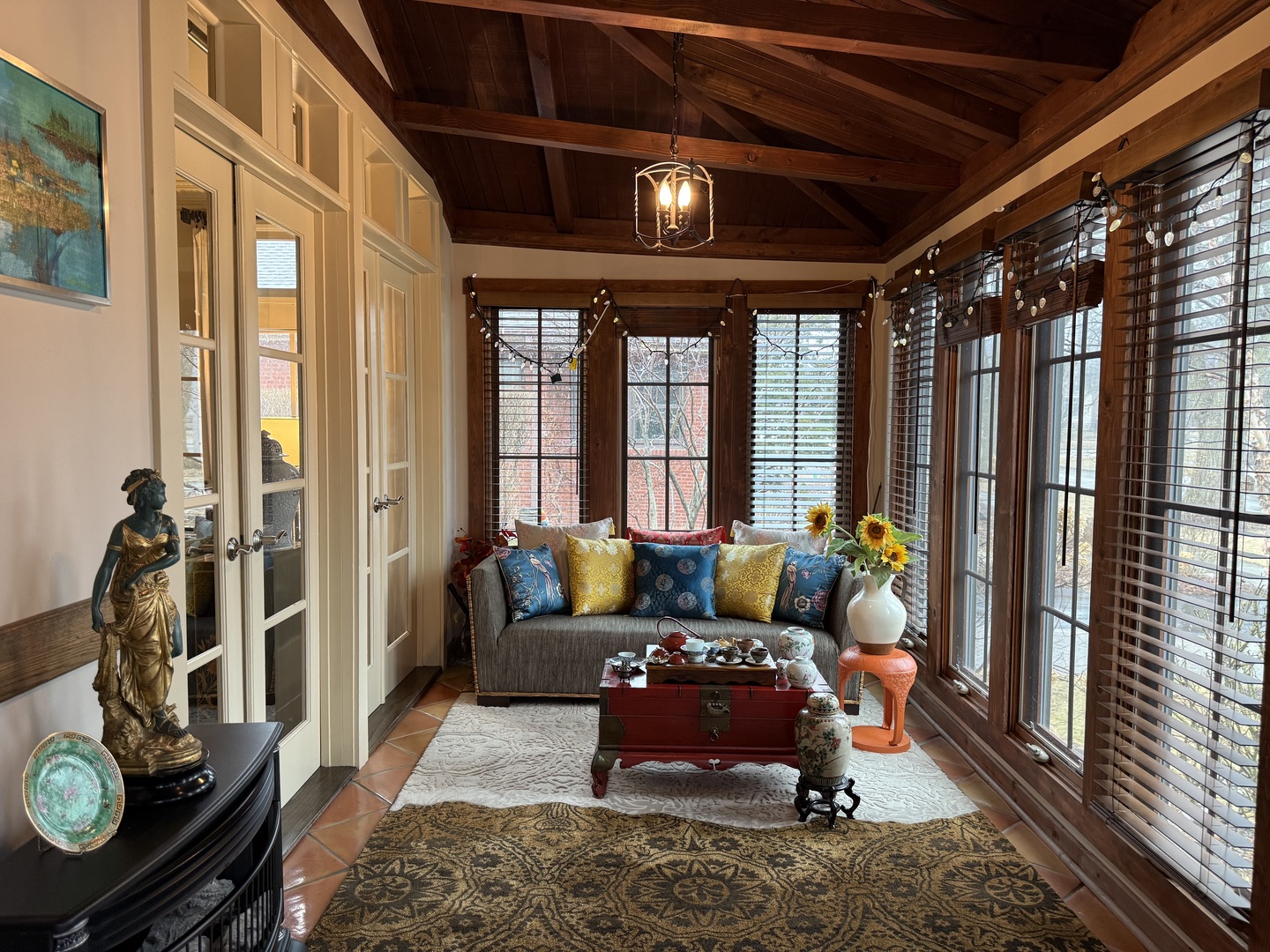 843 Cherry Street Winnetka, IL 60093 - Photo 6 of 9 a living room with furniture and a floor to ceiling window