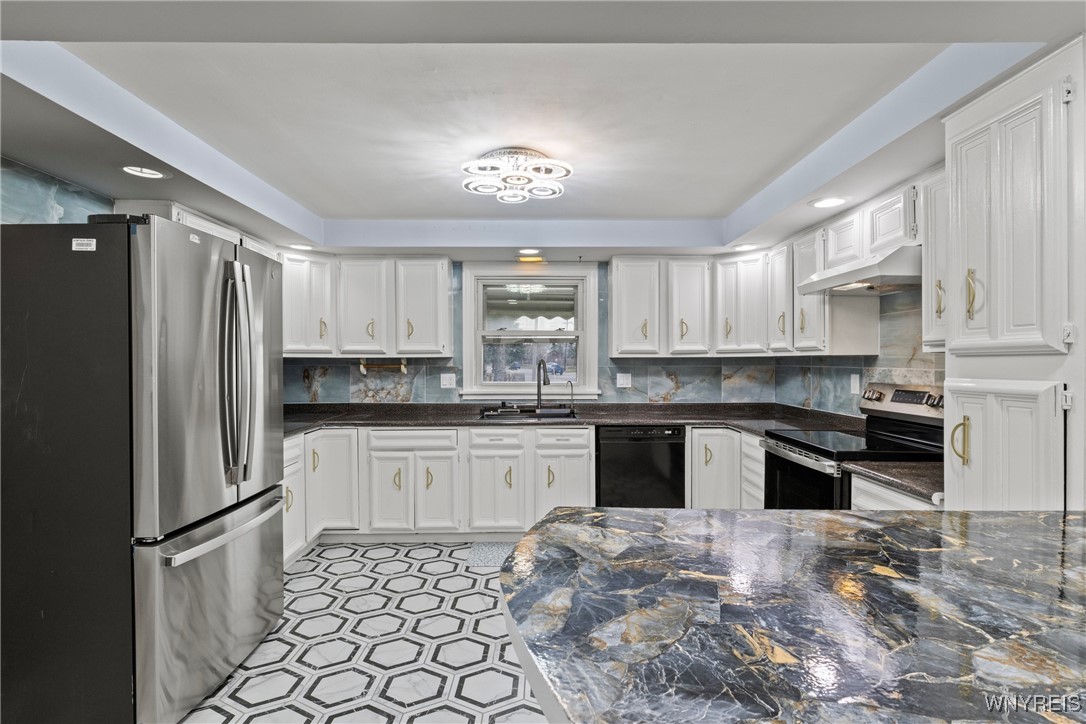 869 Dick Road Cheektowaga, NY 14225 - Photo 11 of 44