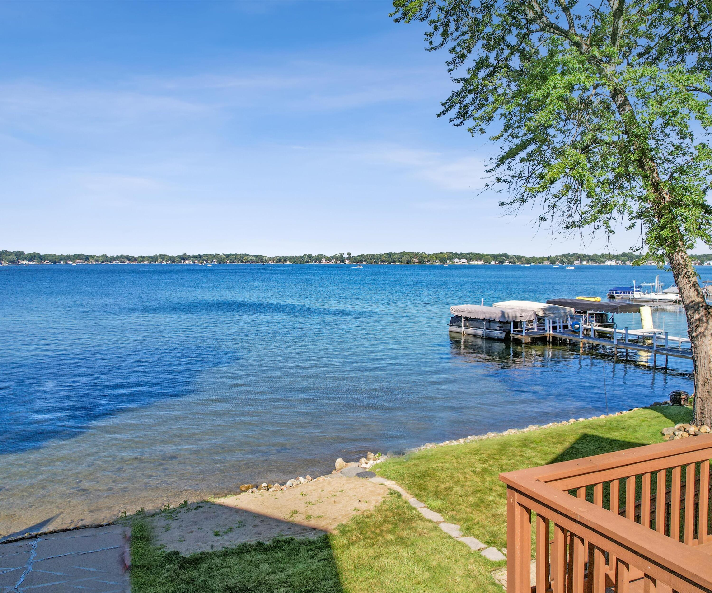 9638 Main Street Whitmore Lake, MI 48189 - Photo 27 of 38 The BENEFIT of Lake Life (7)