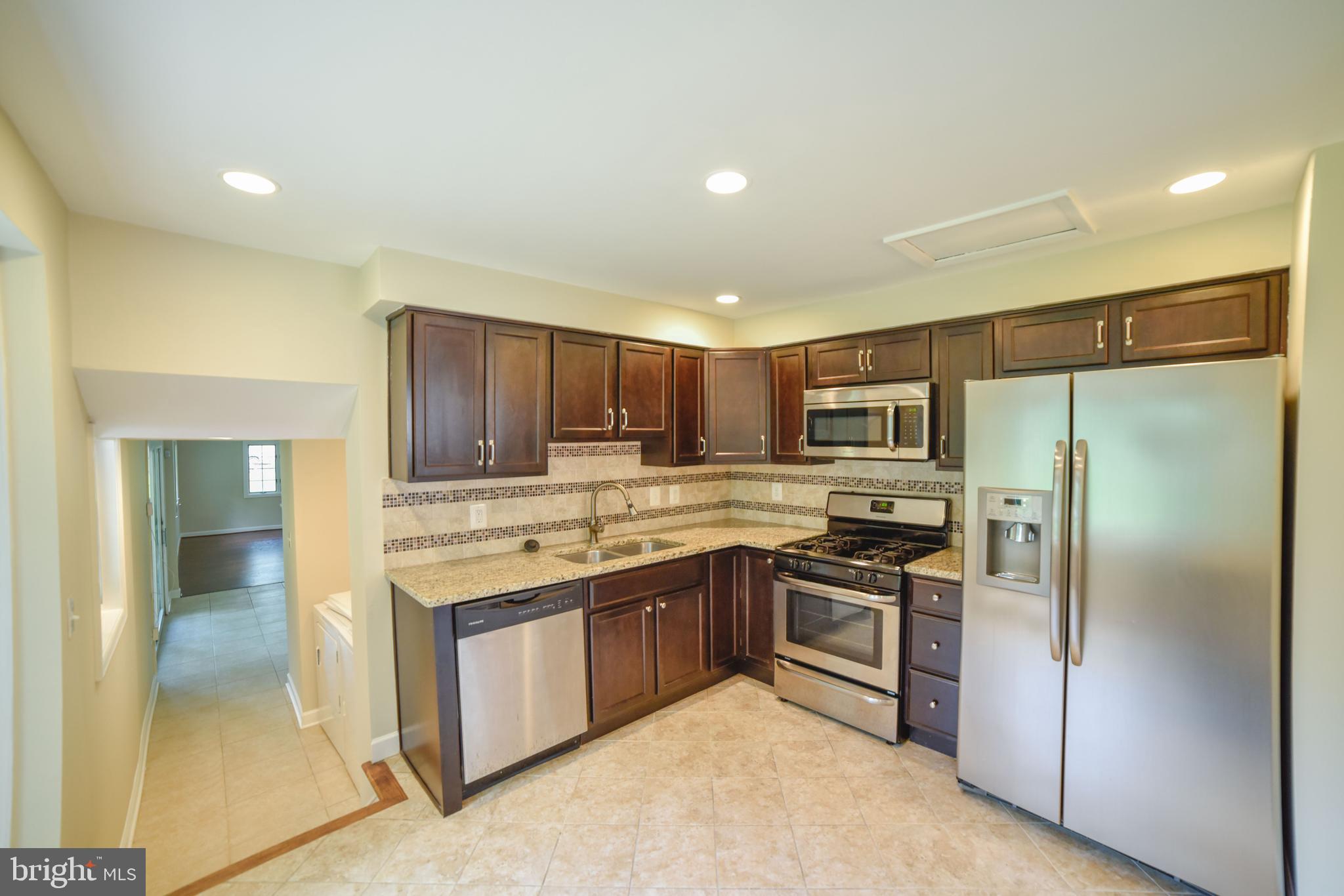 1405 Fillmore Road Fort Washington, MD 20744 - Photo 8 of 39 Gallery Image 8