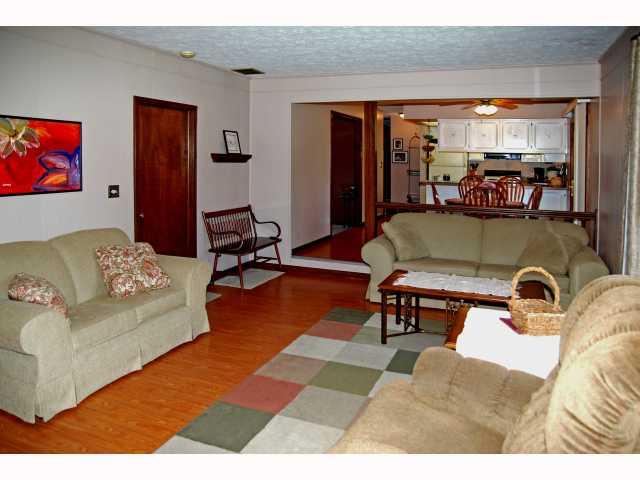 7824 Hickory Road Brownsburg, IN 46112 - Photo 5 of 12