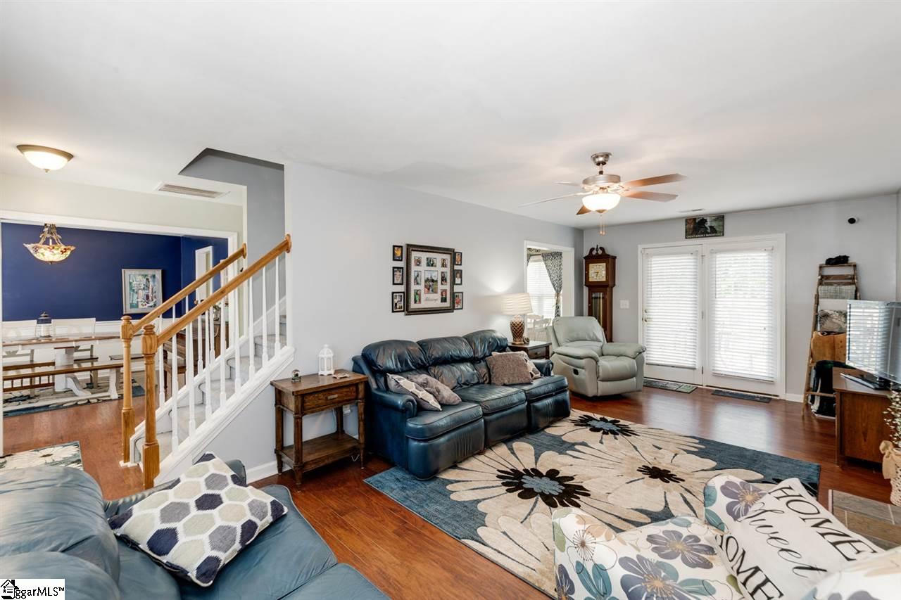 160 Rounded Wing Drive Easley, SC 29642 - Photo 3 of 35 Gallery Image 3