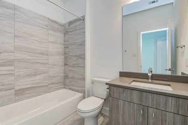 an empty room with an entryway