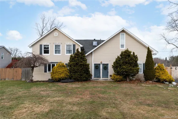 $725,000 | 18 Parker Drive, Mahopac, NY 10541
