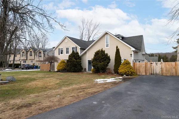 $725,000 | 18 Parker Drive, Mahopac, NY 10541