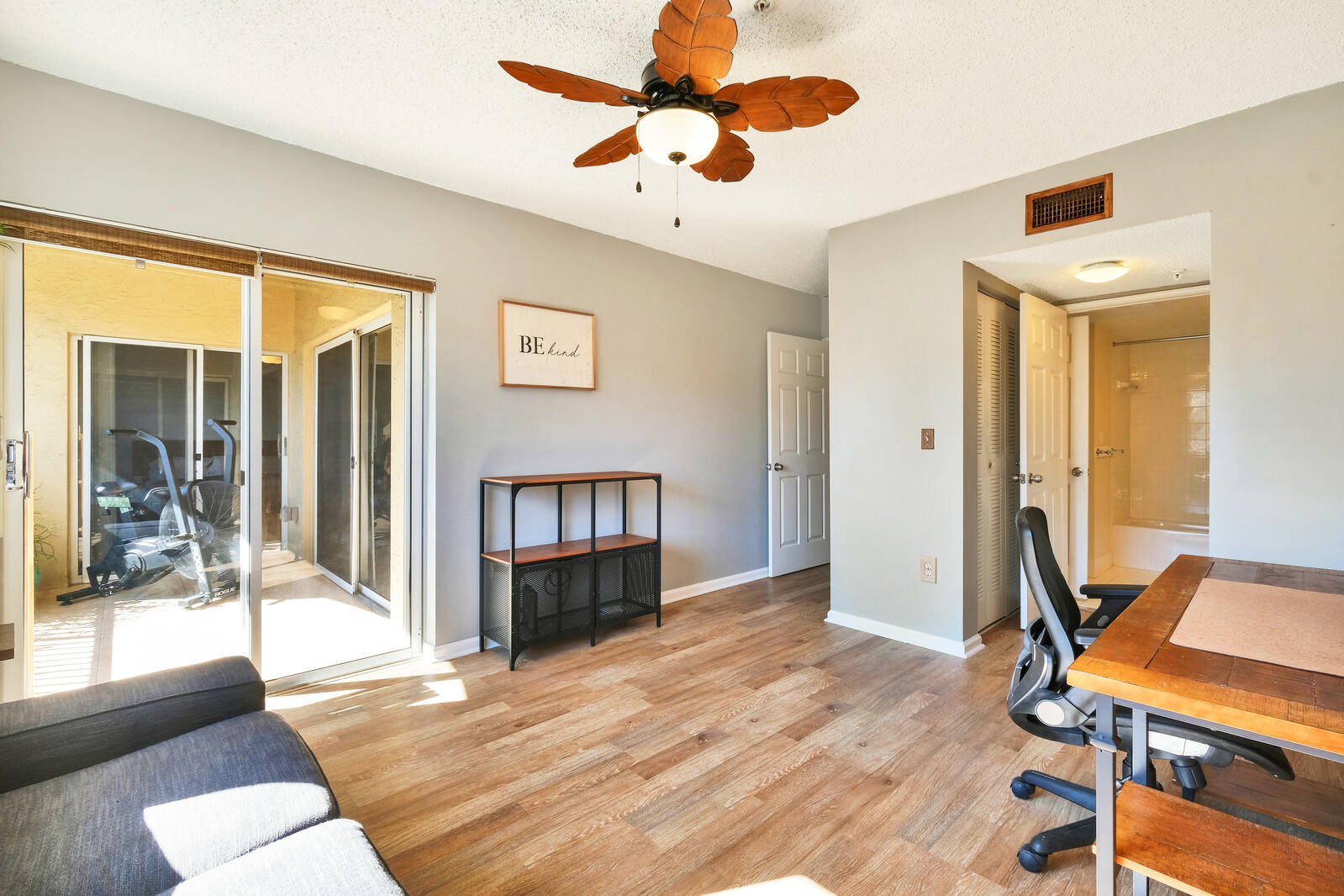 284 Village Boulevard, Unit 9305 Tequesta, FL 33469 - Photo 10 of 29 10_Image_10_mls