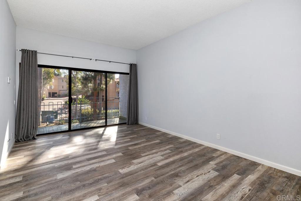 8328 Regents Road, Unit 1K San Diego, CA 92122 - Photo 4 of 25