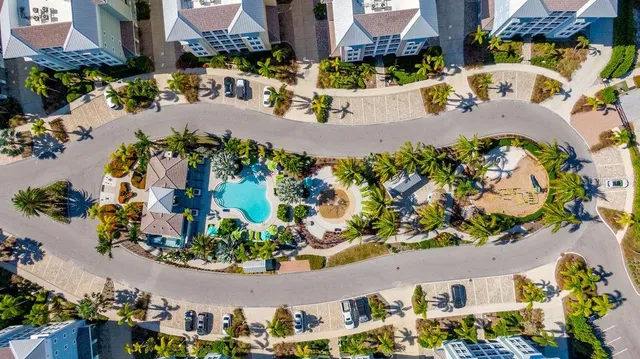 $645,000 | 391 Aruba Circle, Unit 101, Bradenton, FL 34209