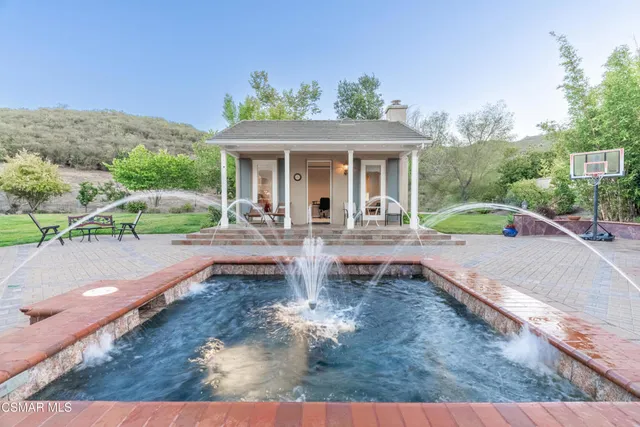 $2,250,000 | 181 Via Sandra, Newbury Park, CA 91320