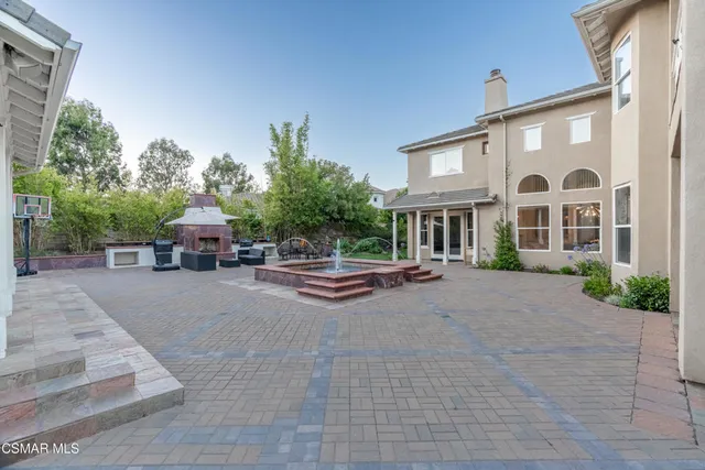 $2,250,000 | 181 Via Sandra, Newbury Park, CA 91320