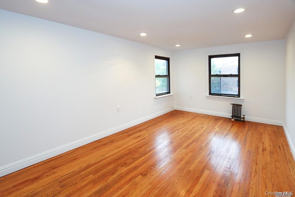 14 Beach Road, Unit 3A Great Neck, NY 11023 - Photo 7 of 14