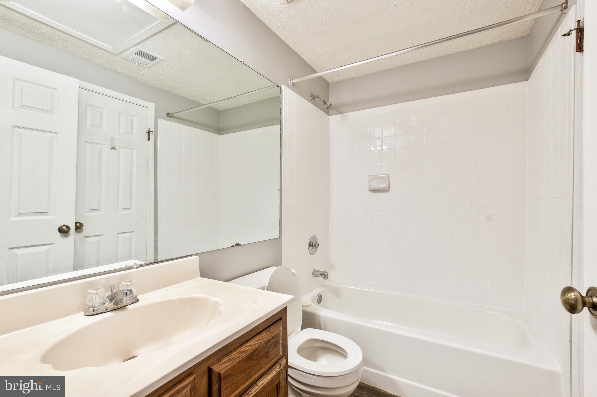 1915 Belmont Ridge Court Reston, VA 20191 - Photo 27 of 34 FULL BATHROON IN BASEMENT