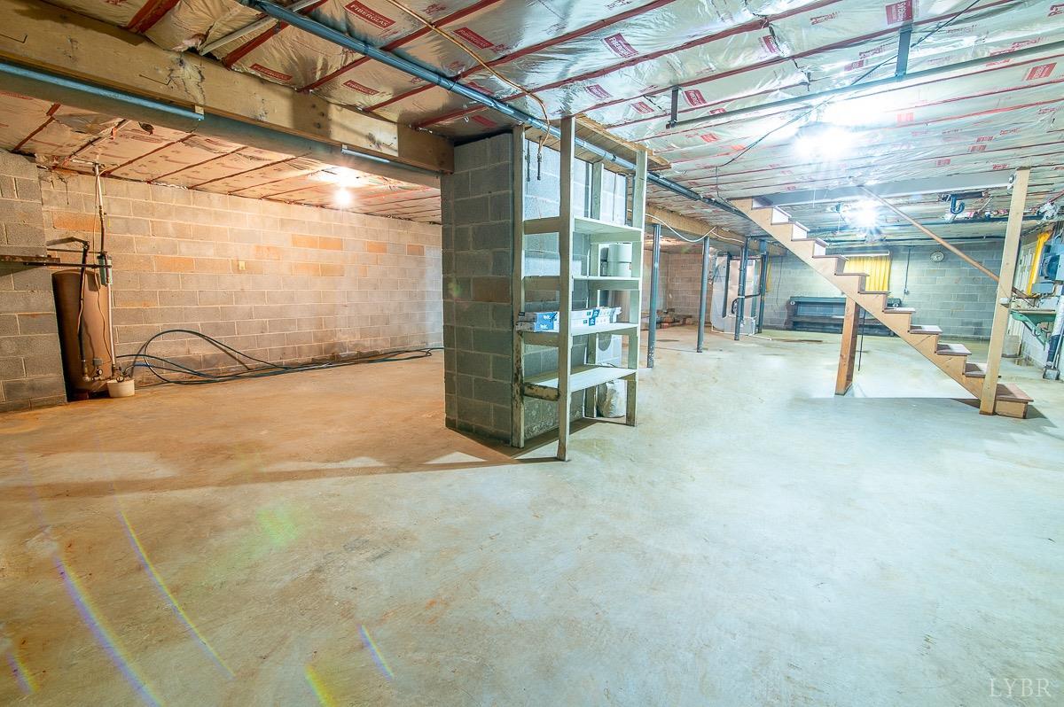 219 Izaak Walton Road Amherst, VA 24521 - Photo 27 of 32 a view of an empty room