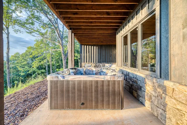 $1,850,000 | 91 Kittatinny Drive, Mineral Bluff, GA 30559