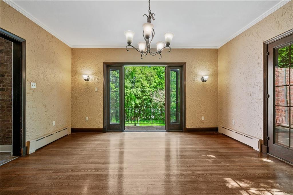 5454 Darlington Road Pittsburgh, PA 15217 - Photo 8 of 25