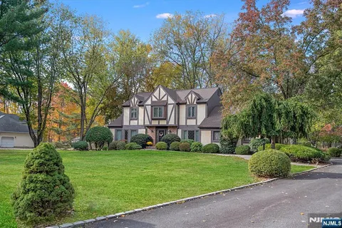 $799,000 | 7 Lexington Avenue, Neshanic Station, NJ 08853