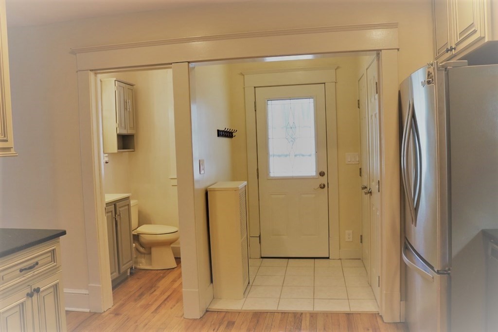 33 Sherbrooke Street Springfield, MA 01104 - Photo 6 of 21 Gallery Image 6