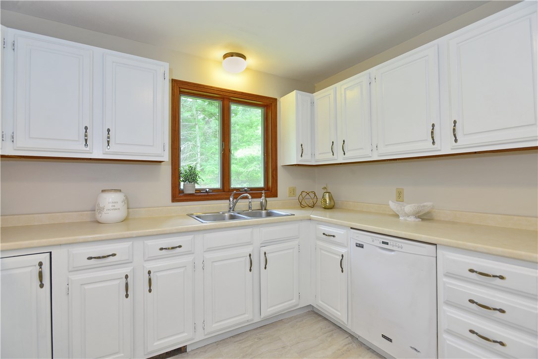 157 Widow Sweets Road Exeter, RI 02822 - Photo 9 of 28