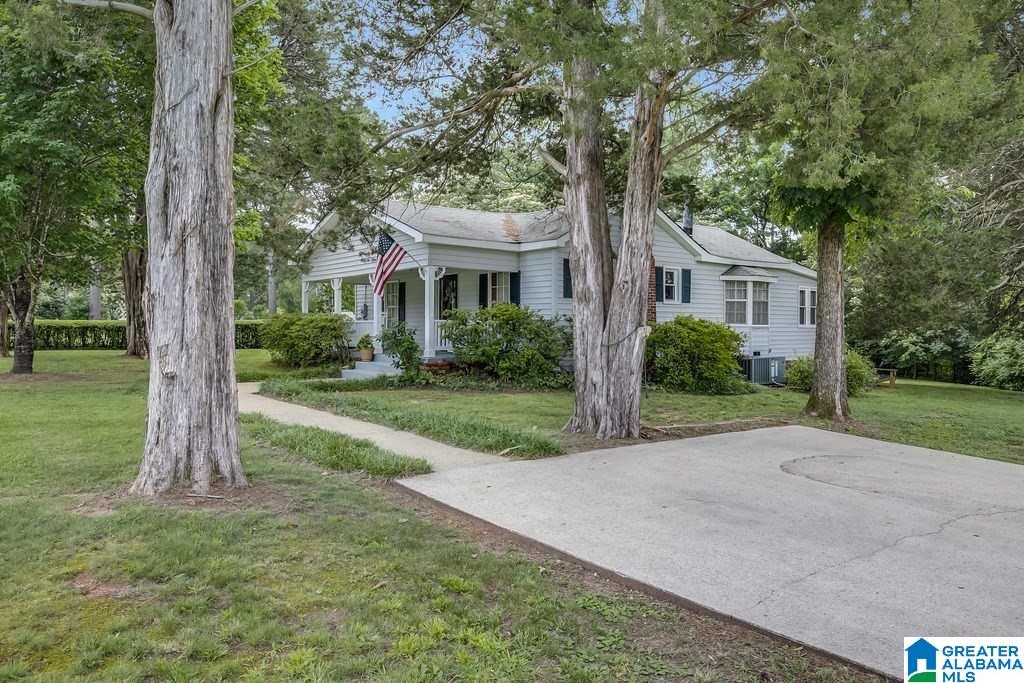 46 Autrey Avenue Odenville, AL 35120 - Photo 1 of 13