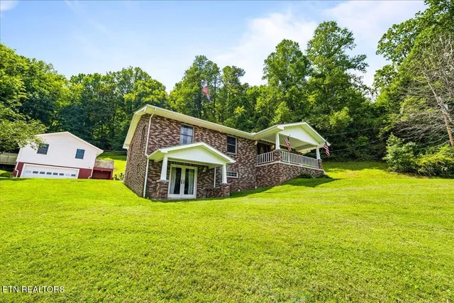$489,500 | 264-268 Little Cove Creek Road, Caryville, TN 37714