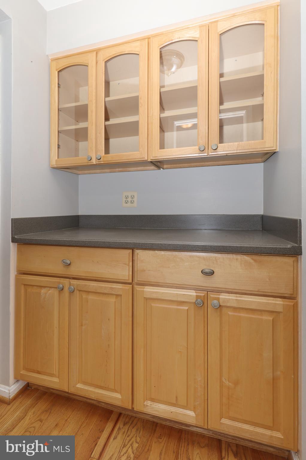 9925 Natick Road Burke, VA 22015 - Photo 14 of 66 Butler's Pantry