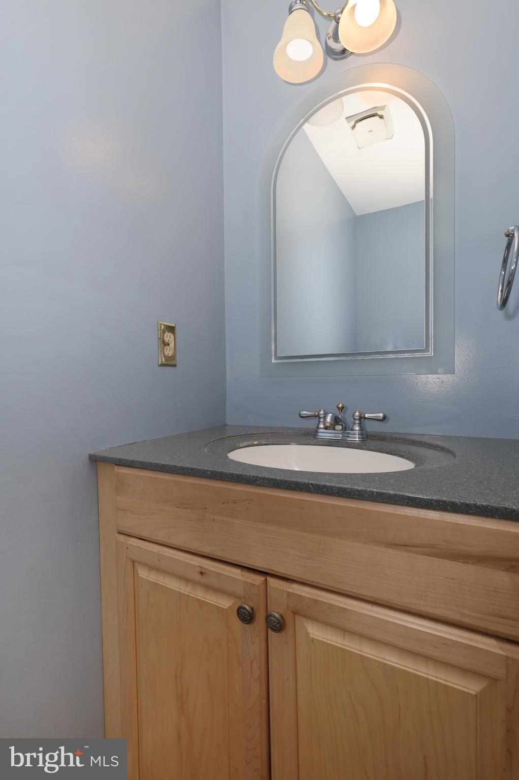 9925 Natick Road Burke, VA 22015 - Photo 15 of 66 Gallery Image 15
