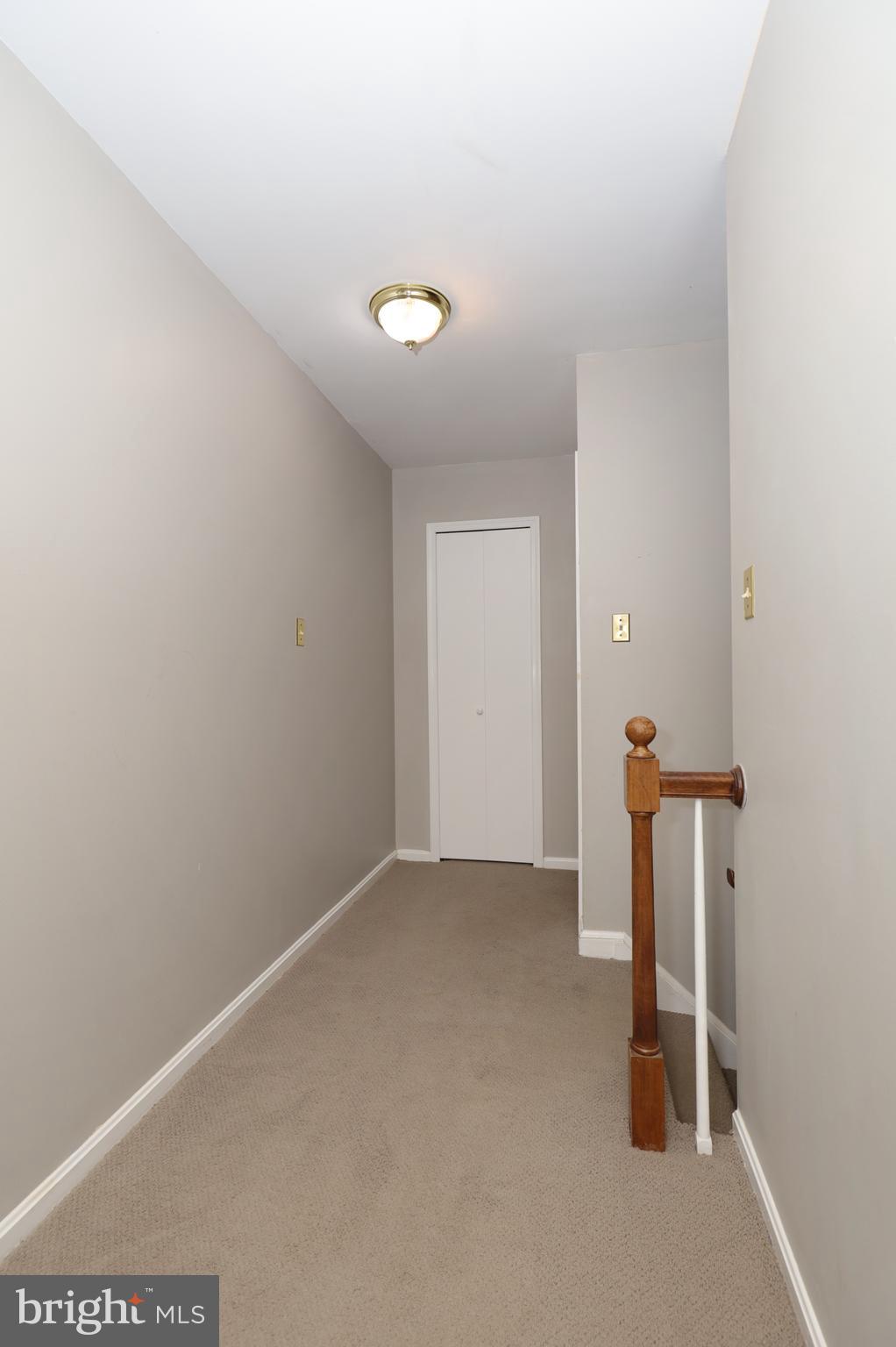 9925 Natick Road Burke, VA 22015 - Photo 31 of 66 upstairs hallway