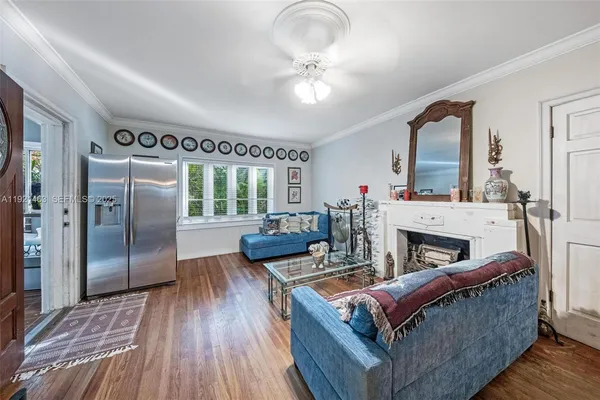 $1,270,000 | 37 Northeast 44th Street, Miami, FL 33137