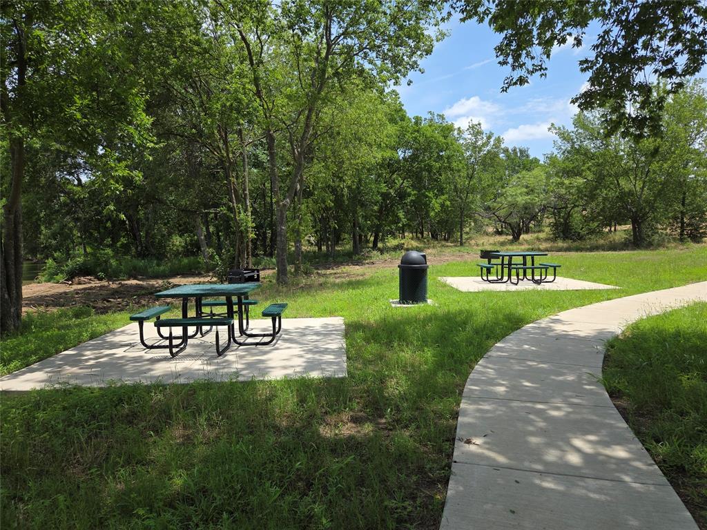 117 Diamond Point Drive Corsicana, TX 75109 - Photo 34 of 35 a view of a bench in a park