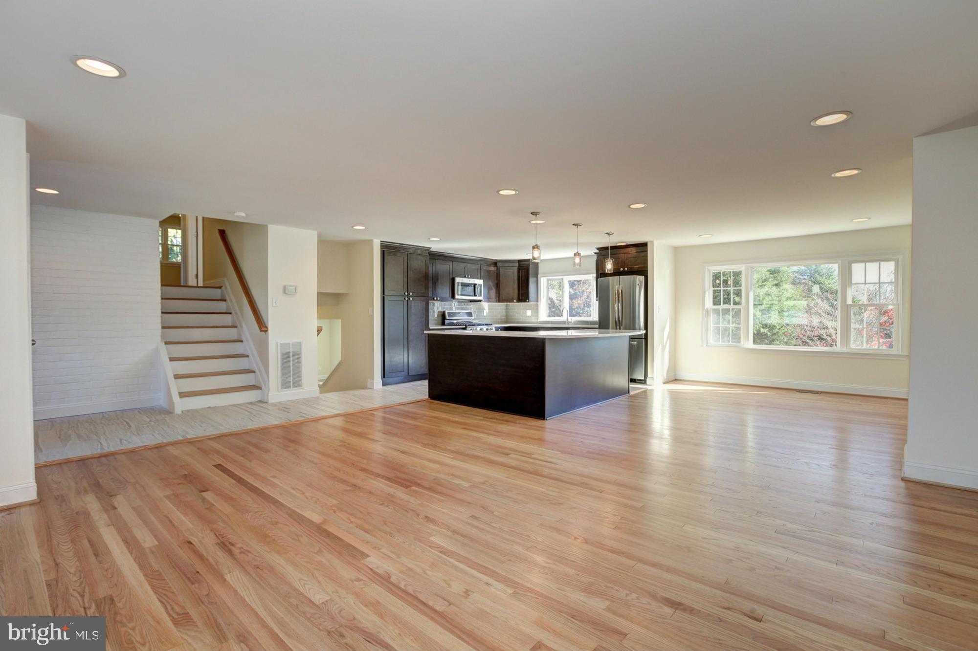 249 Coldbrook Road Lutherville-Timonium, MD 21093 - Photo 7 of 30 Open on first floor