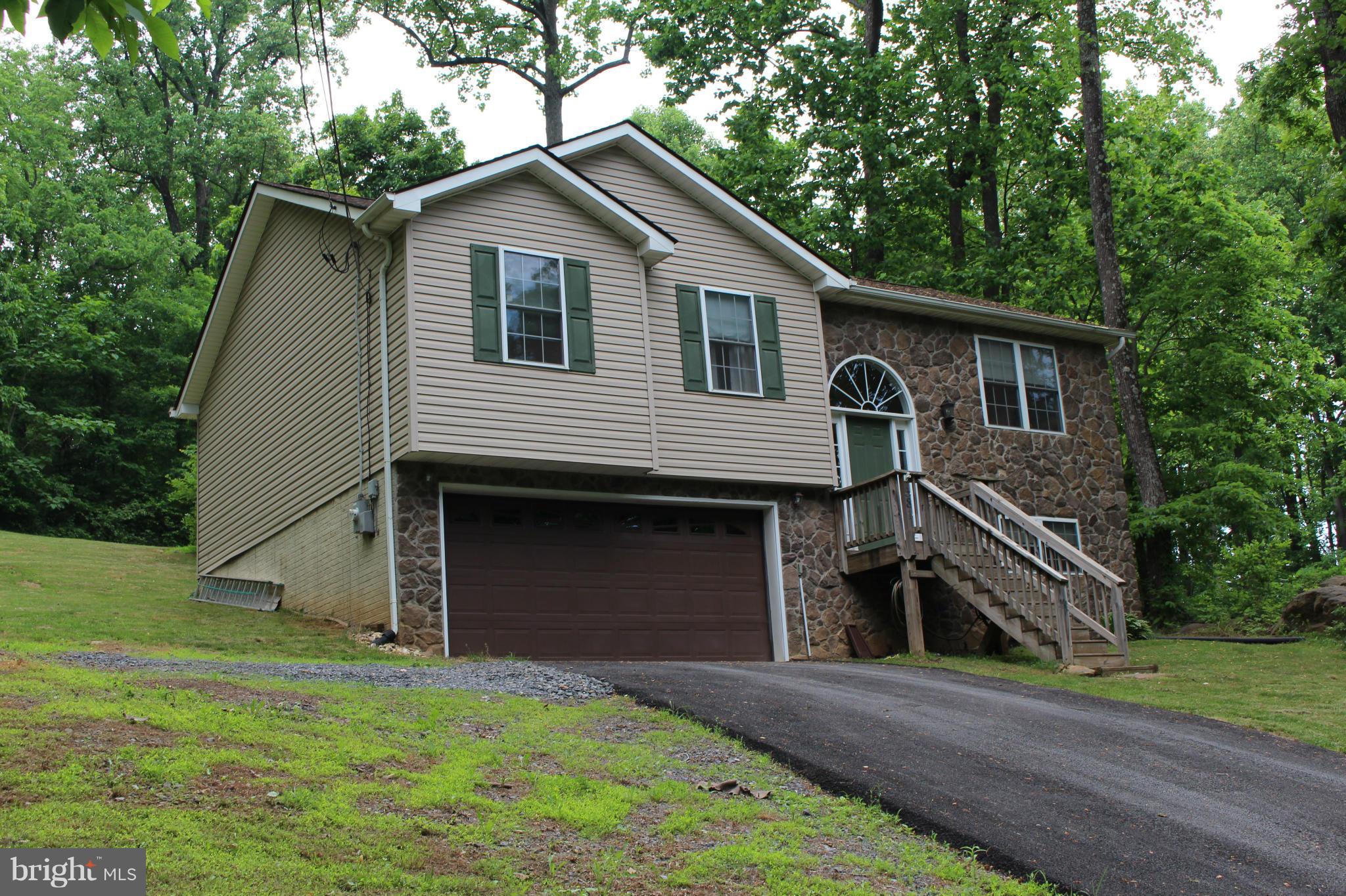 581 High Top Road Linden, VA 22642 - Photo 2 of 27 Exterior (Front)