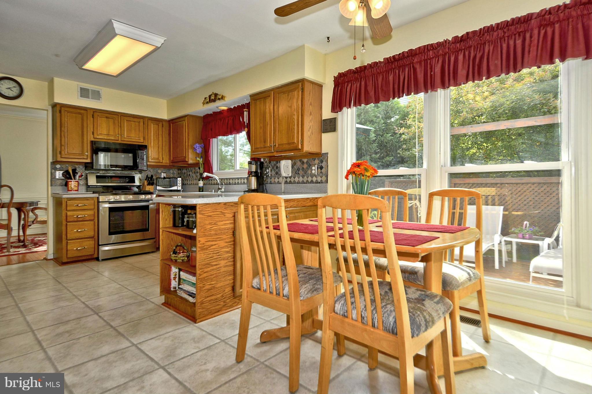 8012 Rocky Run Road Gainesville, VA 20155 - Photo 11 of 30 Kitchen