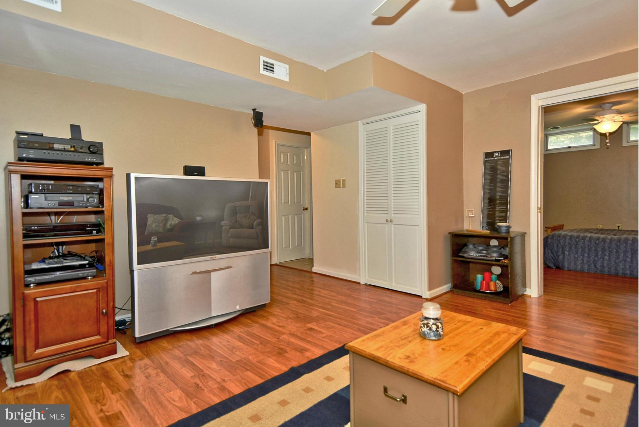 8012 Rocky Run Road Gainesville, VA 20155 - Photo 17 of 30 Family Room