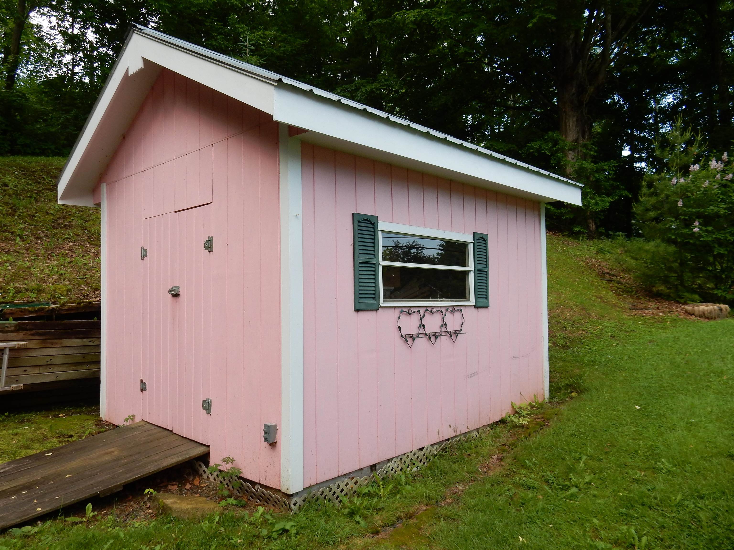 425 West Main Street Newport, VT 05855 - Photo 7 of 33
