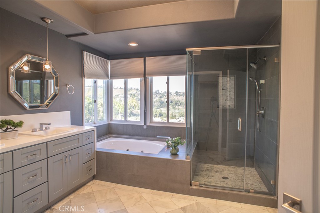 24825 Alexandra Court Calabasas, CA 91302 - Photo 19 of 45