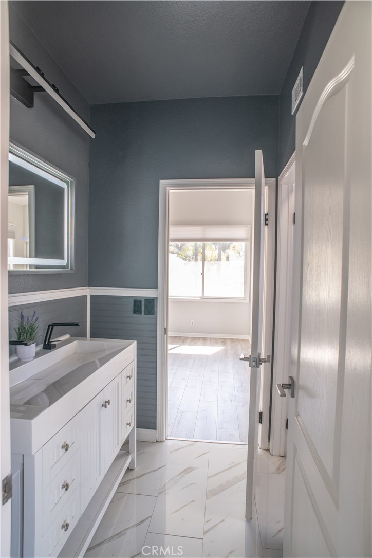 24825 Alexandra Court Calabasas, CA 91302 - Photo 25 of 45