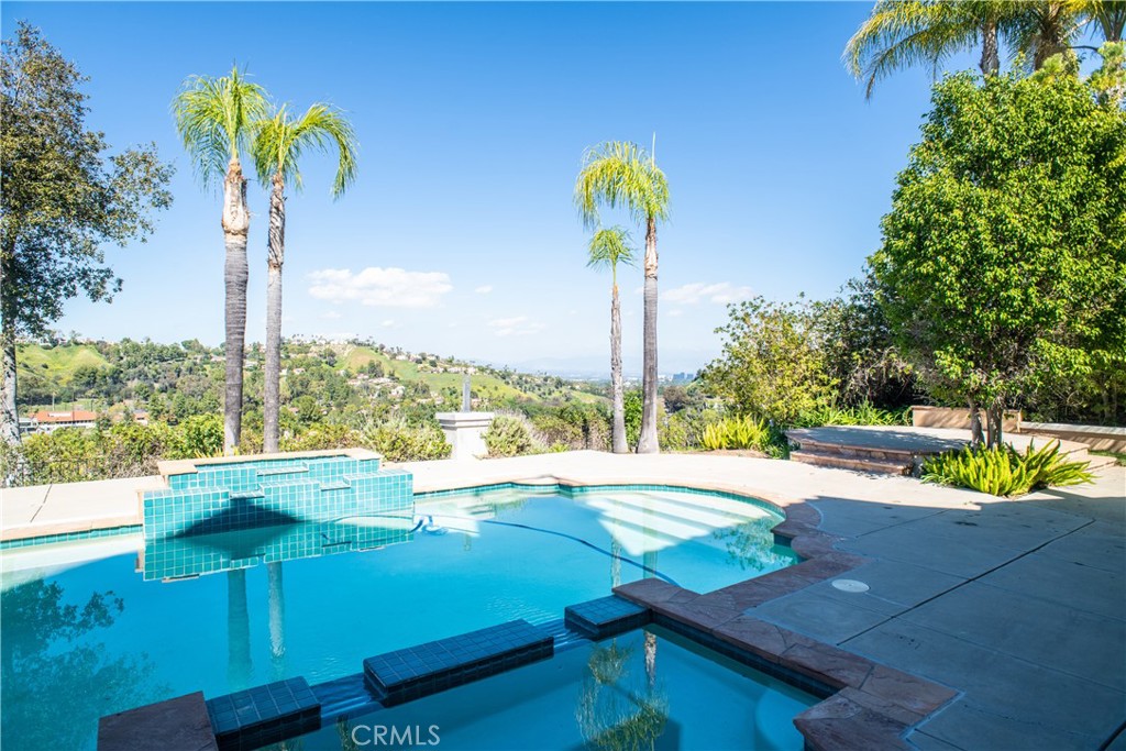 24825 Alexandra Court Calabasas, CA 91302 - Photo 35 of 45