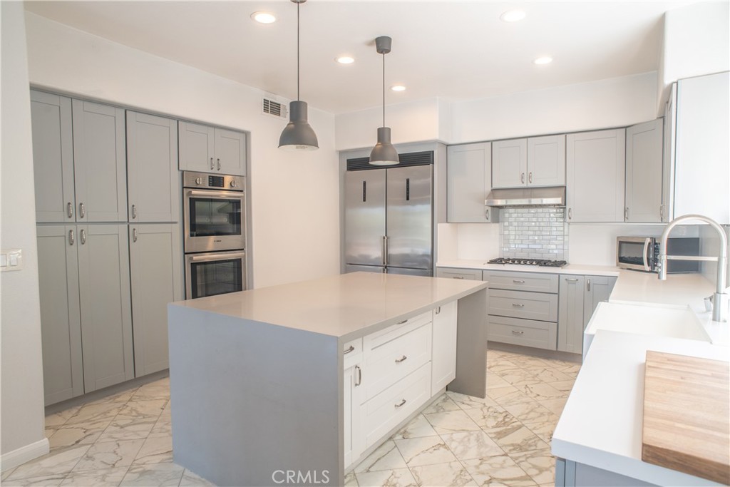 24825 Alexandra Court Calabasas, CA 91302 - Photo 43 of 45