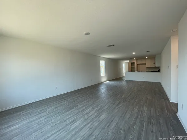 $1,550 | 4347 Rapids Way, San Antonio, TX 78223