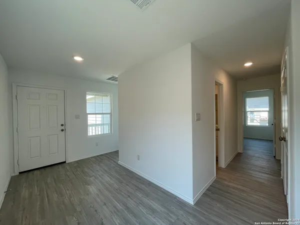 $1,550 | 4347 Rapids Way, San Antonio, TX 78223