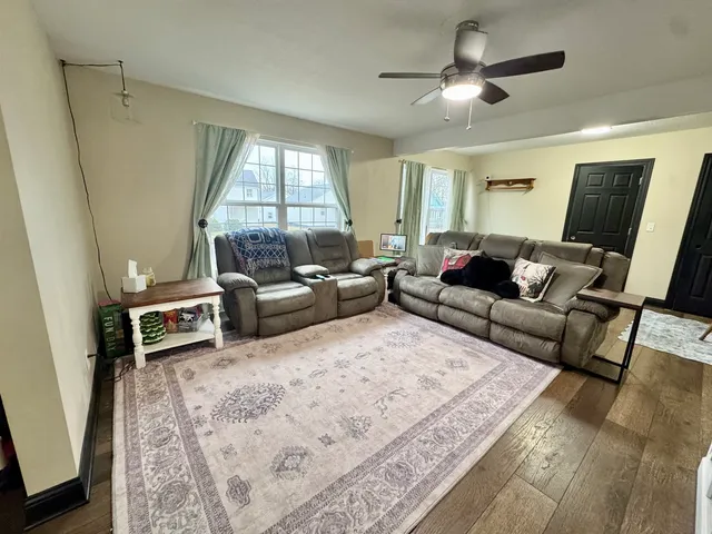 $195,000 | 402 North Center Street, Colfax, IL 61728