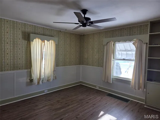 $127,000 | 3516 Omega Street, Alton, IL 62002