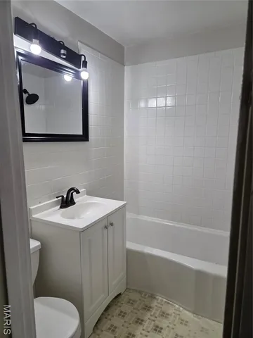 $127,000 | 3516 Omega Street, Alton, IL 62002