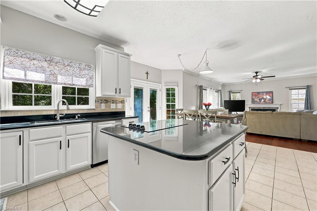6215 High View Road Greensboro, NC 27410 - Photo 12 of 40 Gallery Image 12